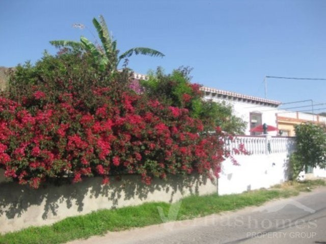 Ref: 1478 - Cortijo/Finca for Sale in..