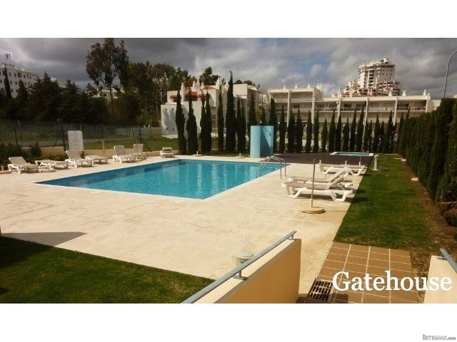 Algarve Apartment For Sale In Albufeira - 2