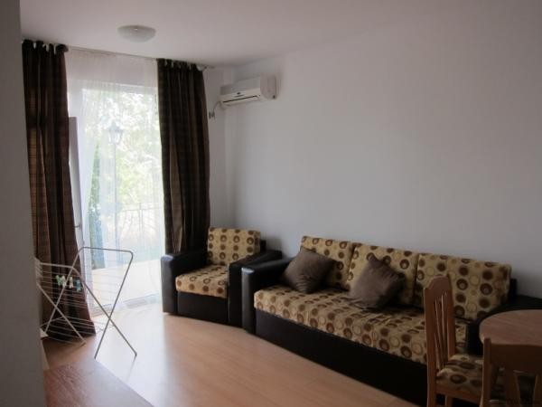 Elegant apartment with 2 bedrooms close..