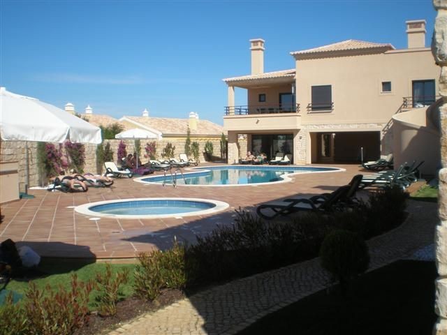 2 Bedrooms - Apartment - Algarve - For..