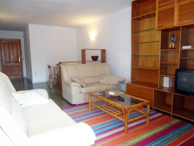 LAS MARINAS Amplio apartamento de 2.. - 2