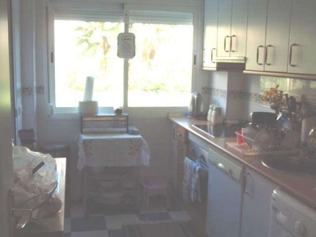 Apartment - Superb south facing ground.. - 2