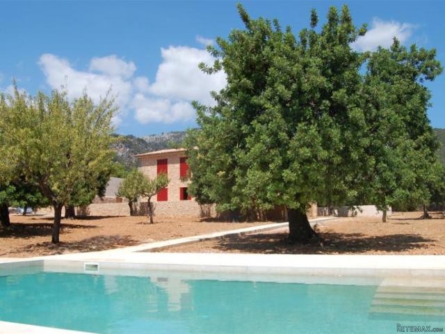 Newly built country house in dream..