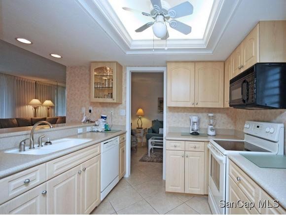 2 bedroom Condominium For Sale:..