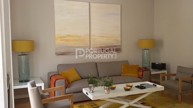 Beautiful Apartment In Chiado