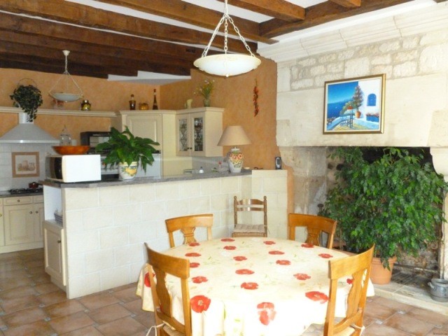 Large Stone Town House With Garden - 2