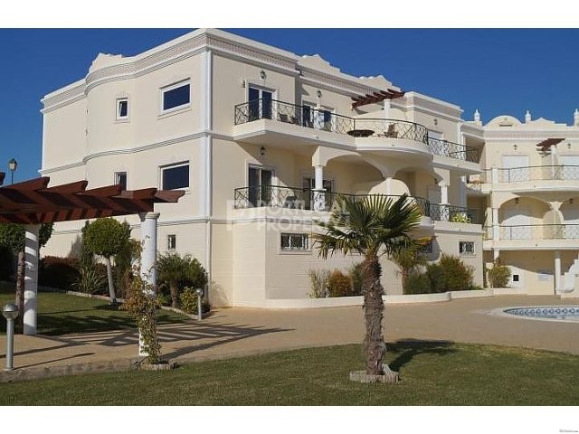 Luxury Apartment with Sea Views