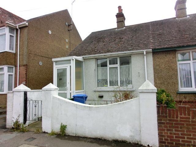 1 bedroom bungalow in Sheerness, ISLE.. - 2