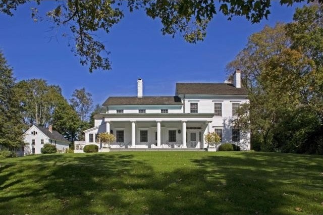 5 bedroom Residence For Sale: Pawling..