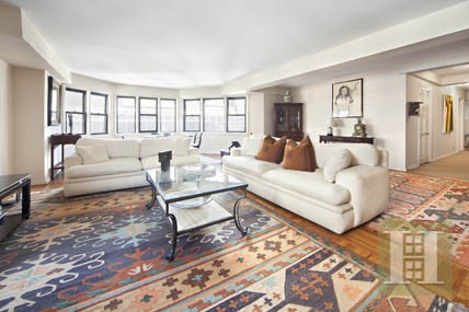 2 bedroom Apartment For Sale: 220 EAST..