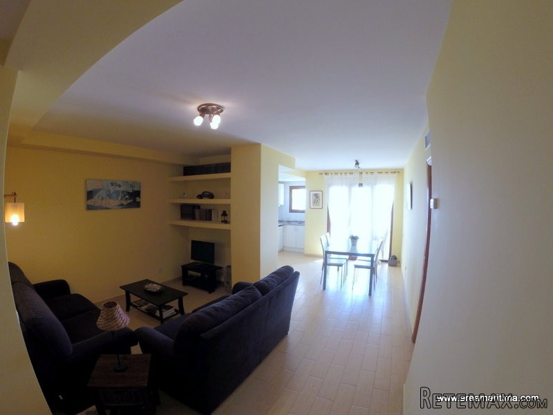 Sea front flat for sale with terrace.. - 2