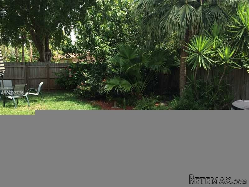 3 bedroom House For Sale: 7401 SW 133rd.. - 2