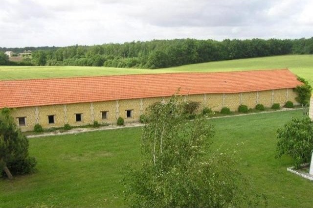 4 bedroom House For Sale: 17500.. - 2