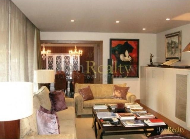 Luxury top quality apartment for sale..