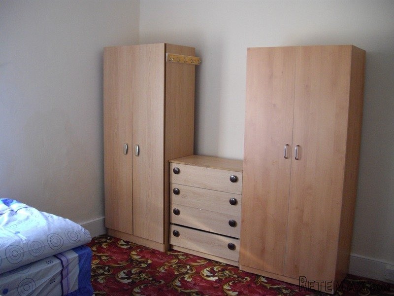 Double room, Zone 3, Leytonstone (share.. - 2