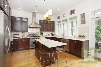 3 bedroom Apartment For Sale: 297 .5.. - 2