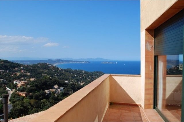Apartment for sale in Begur, Costa Brava
