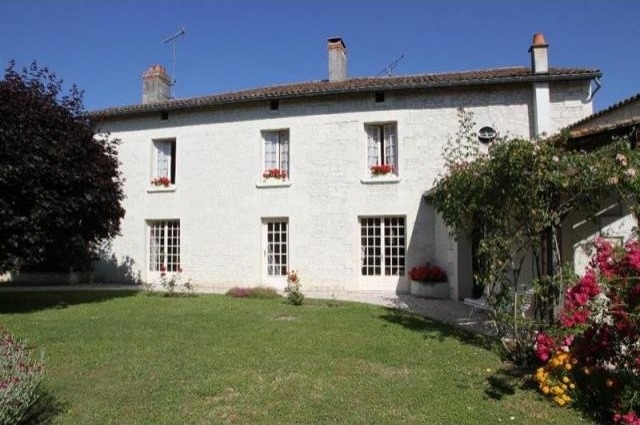 3 bedroom Character For Sale: 86420.. - 2