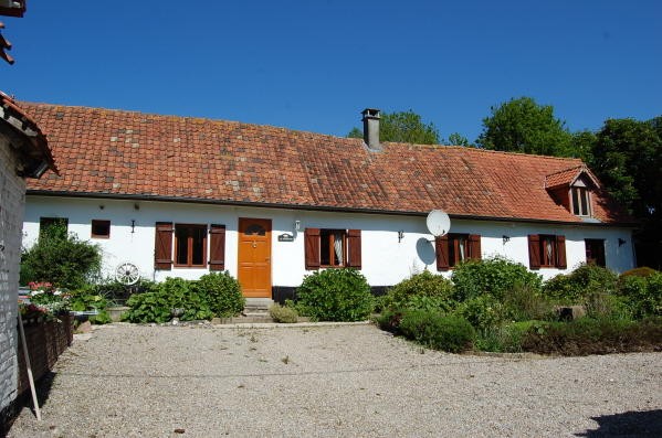 3 Bedroom Farm House For Sale