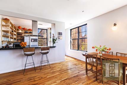 3 bedroom Apartment For Sale: 320.. - 2