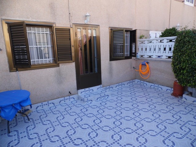 Nice 2 Bed 1 Bath Apt. next to the Sea - 2