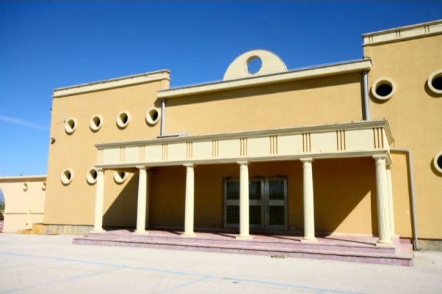 Commercial Property For Sale: Privlaka..