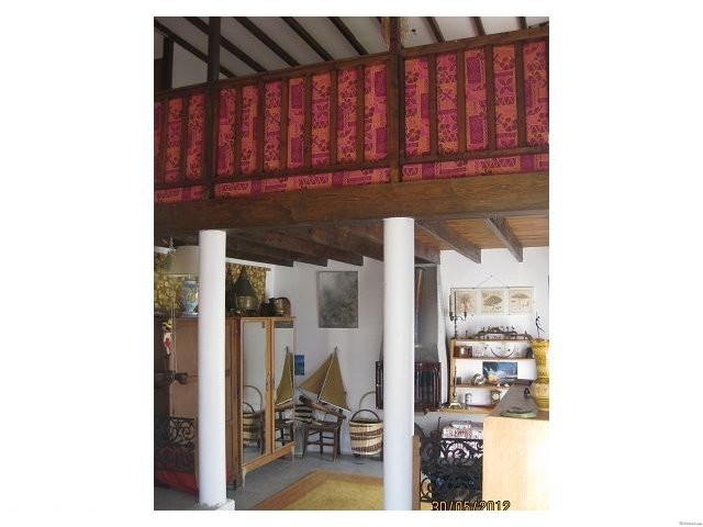 Country House Dating Back to 1715 - 2