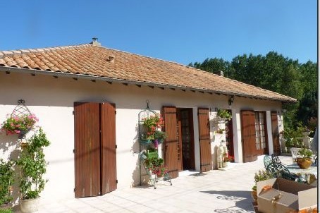 Stone House For Sale St Jean D Angely - 2