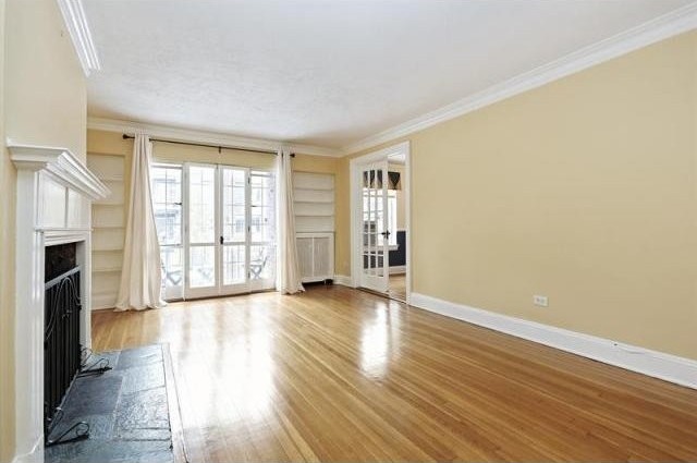 2 bedroom Co-op For Sale: White Plains.. - 2