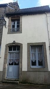 Two bed character 'pied a terre'