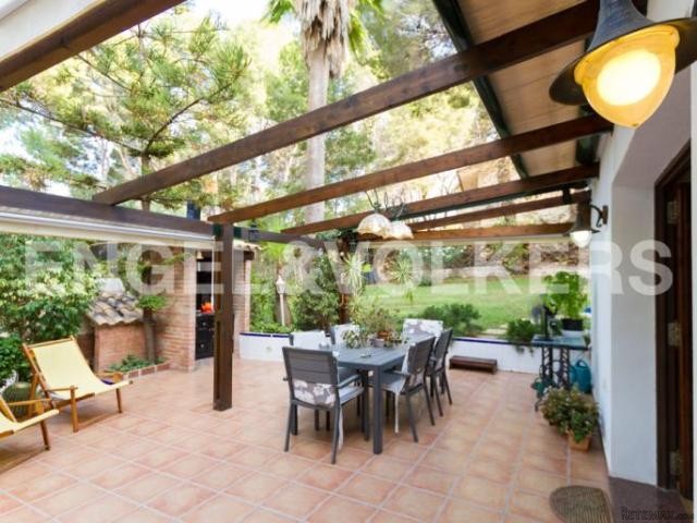 Renovated villa with beautiful garden.. - 2