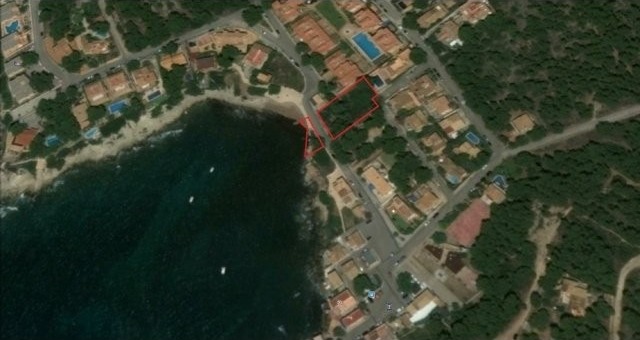 Seafront plot of land in Sant Elm - 2