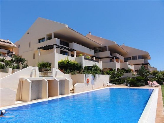 APARTMENT FOR SALE IN CALAHONDA - 2