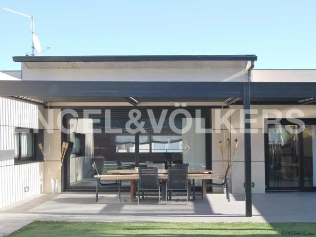 Design and Quality. Unique house in the..