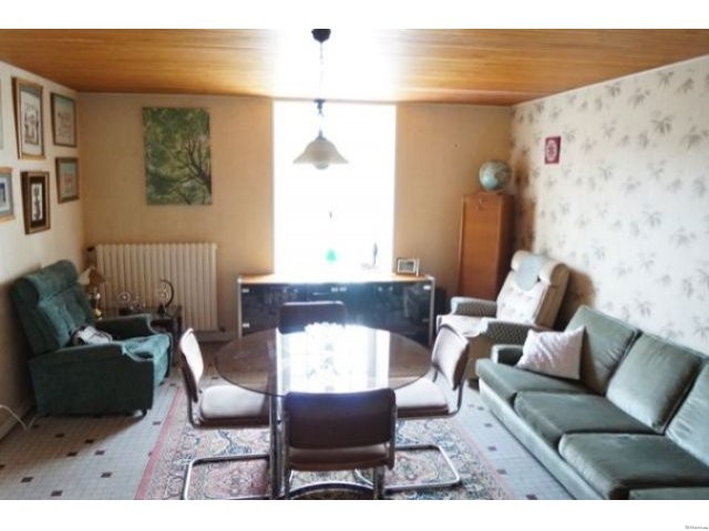 3 Bed Detached with Large Garden - 2