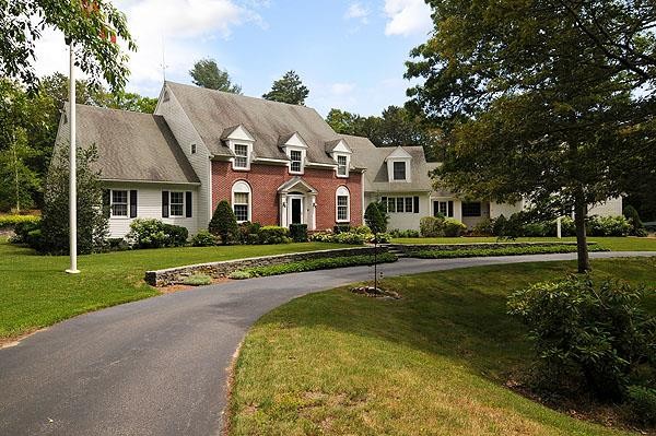 5 bedroom Property For Sale: Bunker..