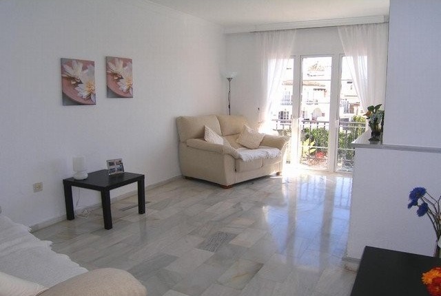Apartment - Immaculate first floor..