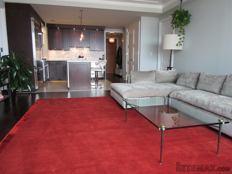 2 bedroom House For Sale: 1 Renaissance.. - 2