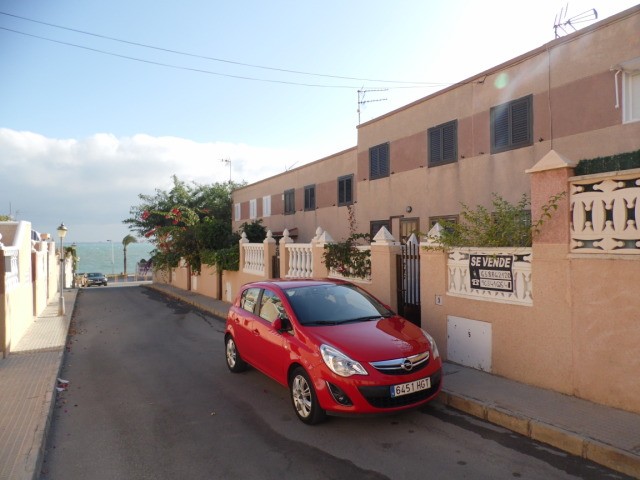 Nice 2 Bed 1 Bath Apt. next to the Sea