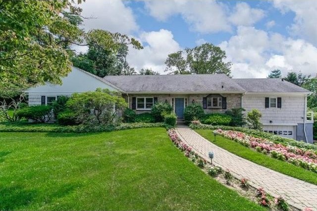 5 bedroom Residence For Sale:..
