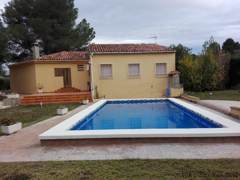 5 Bedrooms - Villa - Valencia - For Sale