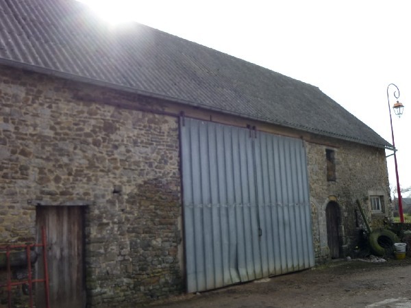 Farmhouse and Building to Renovate - 2