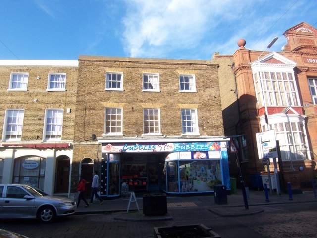 2 bedroom flat in SHEERNESS