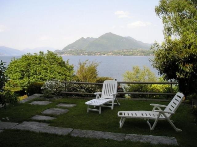 9 bedroom Villa For Sale: Stresa, IT - 2