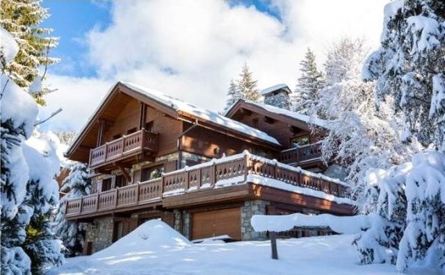 Route Des Chalets Meribel, French Alps..