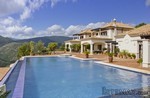 4 Bedrooms - Villa - Malaga - For Sale