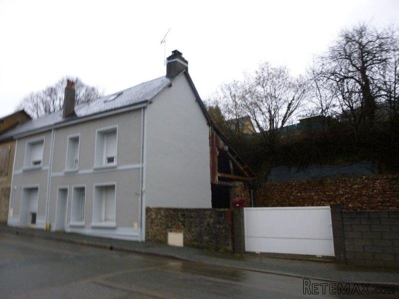 Large Property in Nice Village