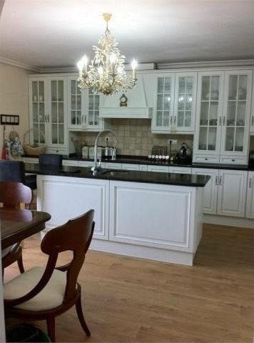 3 bedroom Semi-Detached House For Sale:..