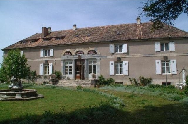 Castle For Sale: 25000 BESANCON - 2