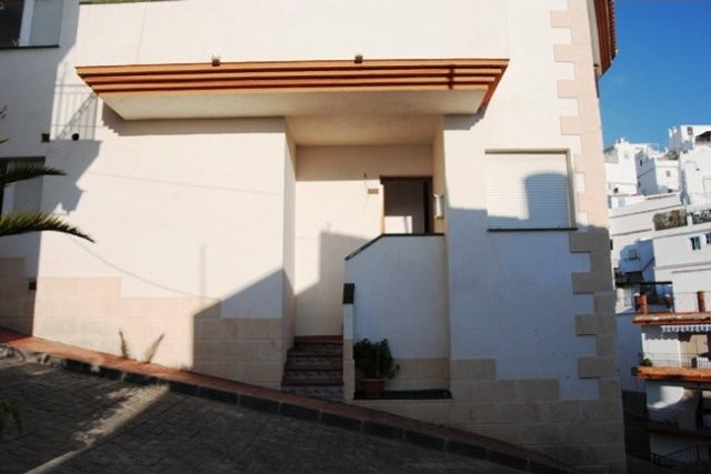 Apartment for Sale in Competa, Competa..
